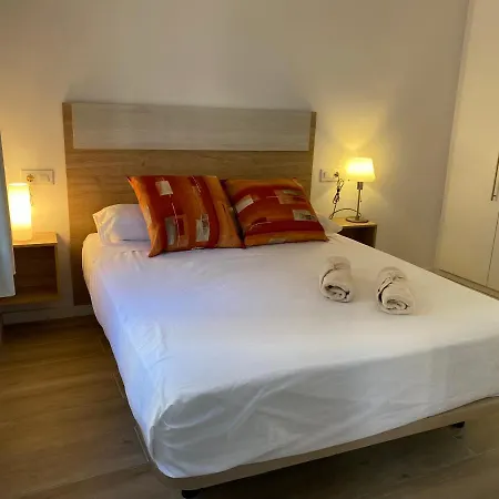 アパート Apartament Amb Ac Amb Vistes Al Mar, Estartit レスタルティット